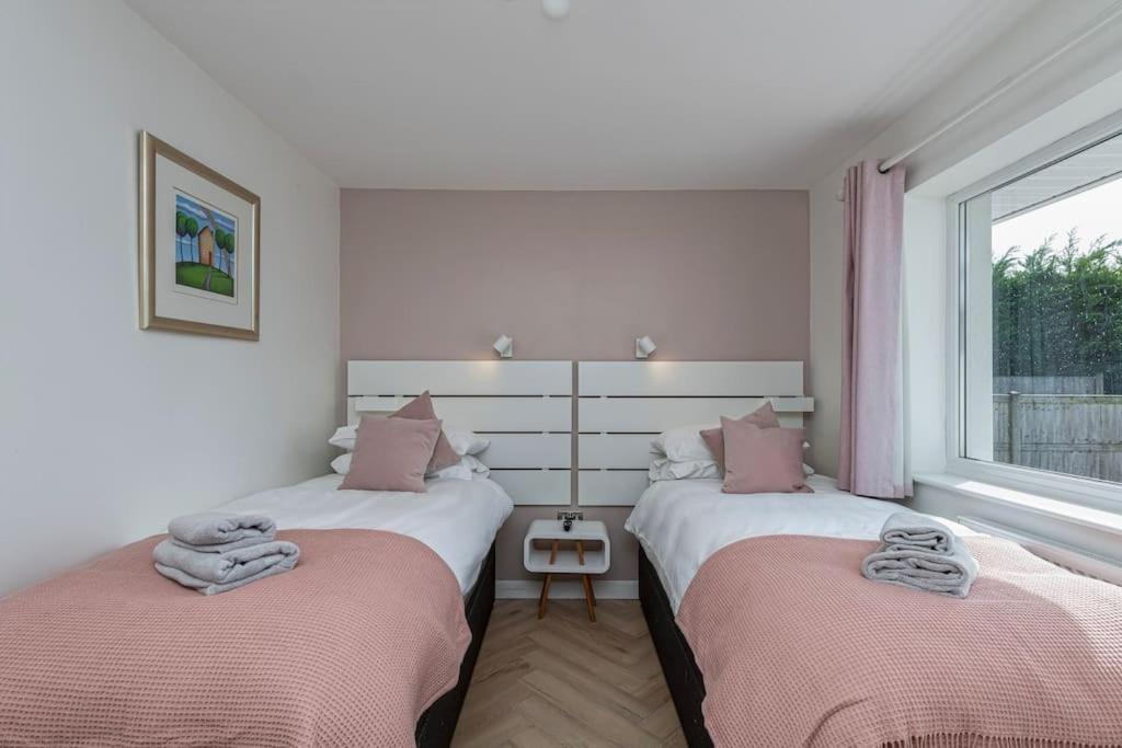 Family-Friendly Retreat Between Beach & Mountains Tremadog Luaran gambar