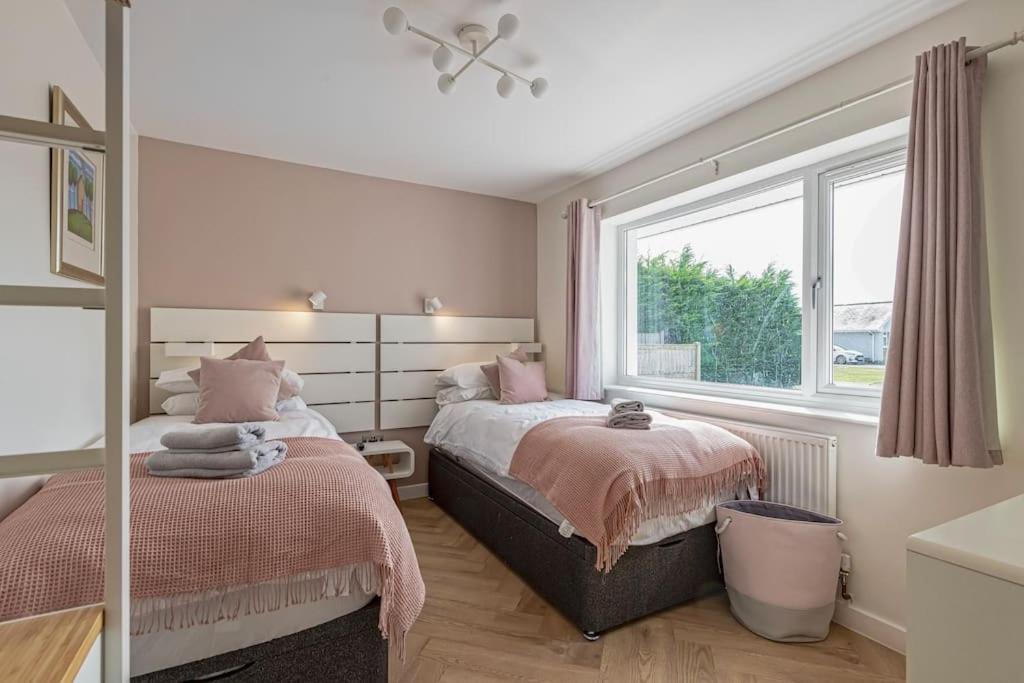 Family-Friendly Retreat Between Beach & Mountains Tremadog Luaran gambar